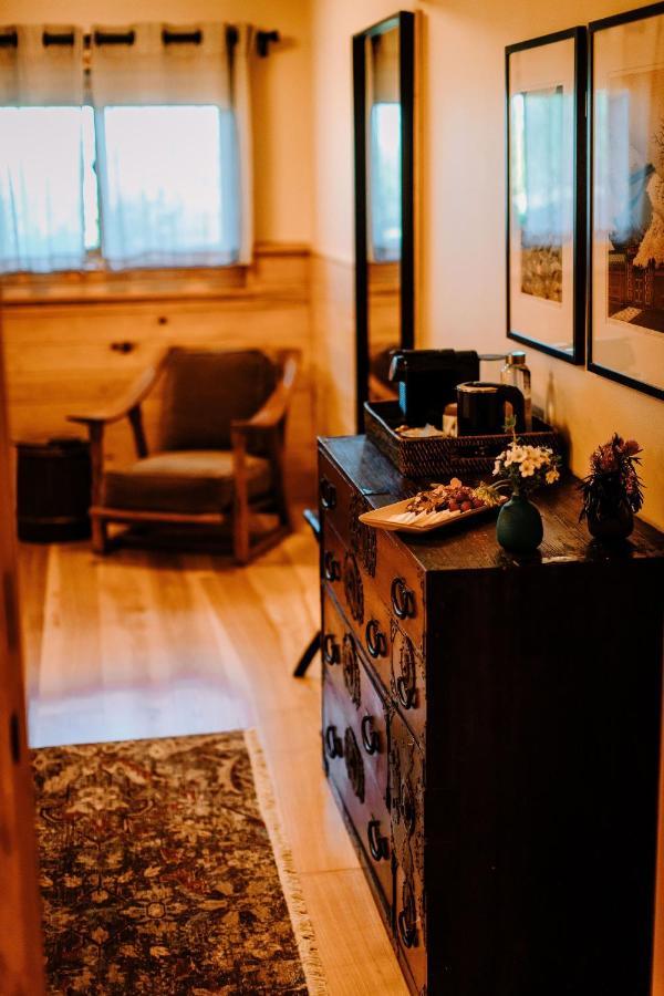 Sakura Ridge The Farm & Lodge Hood River Extérieur photo